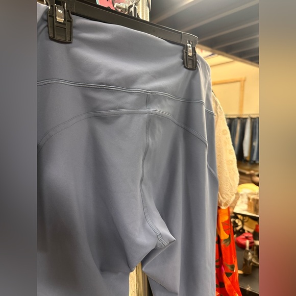 Lululemon Wunder train mesh panel size 14 25 inch inseam blue leggings - Picture 7 of 8